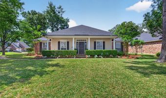 111 Hanging Moss Dr, Benton, LA 71006