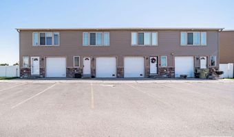 3520 Greenfield Dr, Ammon, ID 83206