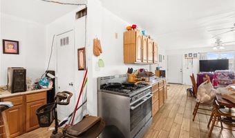 5225 Saratoga Dr, Las Vegas, NV 89120