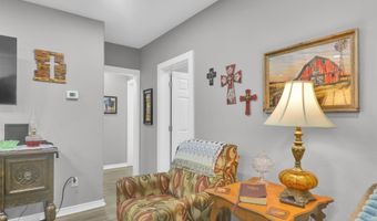 554 E San Antonio St, Alto, TX 75925