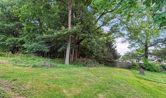 907 S Superior St, Angola, IN 46703