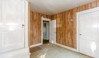 15 Kent Pl, Cranston, RI 02905