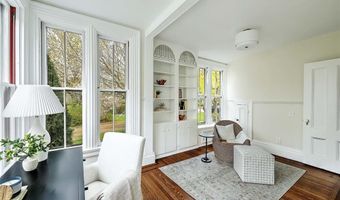 53 Jennys Ln, Barrington, RI 02806