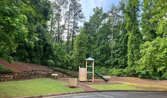 544 Oakside Pl, Acworth, GA 30102