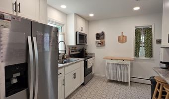 4 CAROLEE Dr, Dover, DE 19901