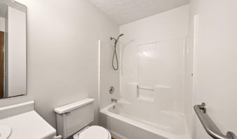 1081 Esther Dr, Columbus, OH 43207