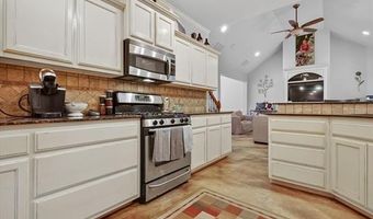 2081 Osage Ave, Bartlesville, OK 74003