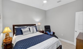 5657 HAWKS CAY St, Apollo Beach, FL 33572
