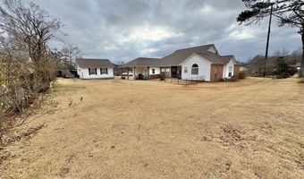 306 Hickory Ln, Batesville, MS 38606