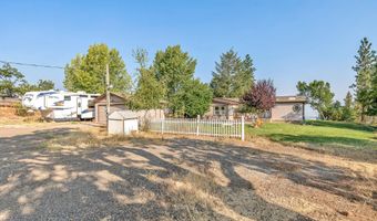 8509 Tenino Ter, Eagle Point, OR 97524