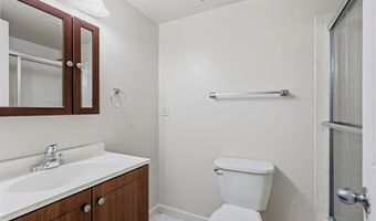 8604 VILLAGE Way 04/8604F, Alexandria, VA 22309
