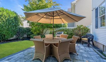 22 Woodland Ave, Manasquan, NJ 08736
