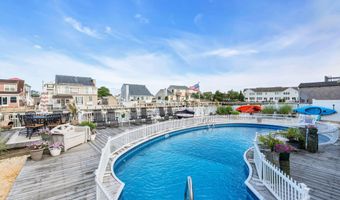 91 S Ronald Ave S, Bayville, NJ 08721