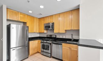 3600 S GLEBE Rd 330W, Arlington, VA 22202
