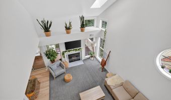 6862 BRINDLE HEATH Way #202, Alexandria, VA 22315