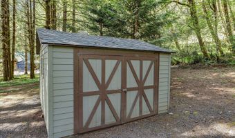 71848 NORTHSHORE Dr, Birkenfeld, OR 97016