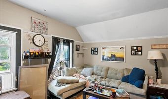 321 6th Ave E, Alexandria, MN 56308