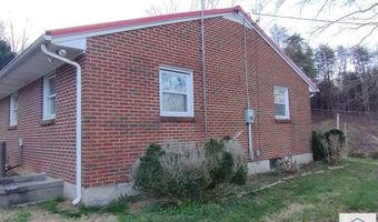 129 Townsend Dr, Bassett, VA 24055