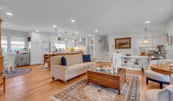 1 KING Ct, Annapolis, MD 21401