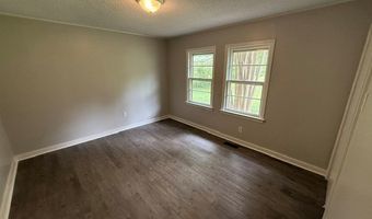 208 East St, Batesville, MS 38606
