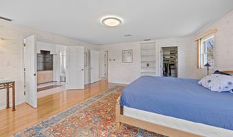 319 Redstone Dr, Cheshire, CT 06410