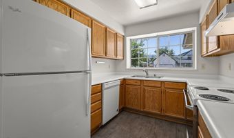 1691 Salmon Dr, Carson City, NV 89701