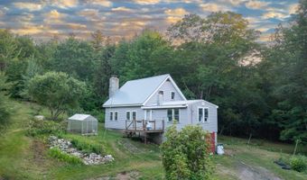 28 Miles Rd, Benton, NH 03785