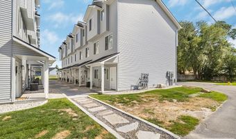 676 E Court St #302, Blackfoot, ID 83221