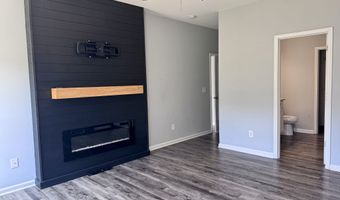 335 Highland Pointe Dr, Alto, GA 30510