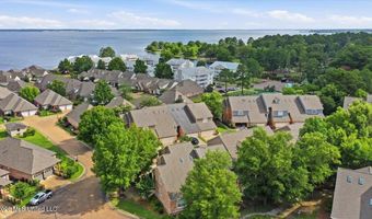 15 Charleston Cir, Brandon, MS 39047