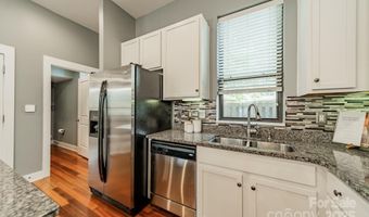 2988 Textile Way, Charlotte, NC 28205