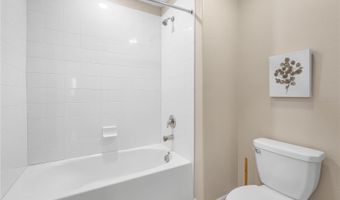 5149 WHITE CHICORY Dr, Apollo Beach, FL 33572