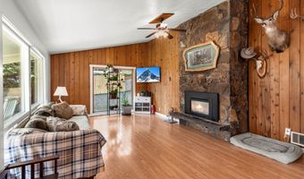 228 Lake Hills Ct, Bigfork, MT 59911
