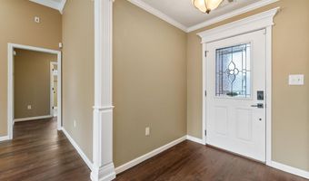 1864 Falcon Way, Benton, AR 72015