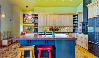 32220 Tamarack Dr, Bigfork, MT 59911