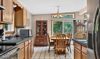 80 Old Shannock Rd, Charlestown, RI 02813