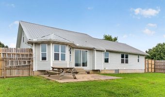 21005 Lawrence 2074, Ash Grove, MO 65604