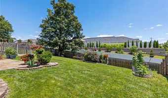 1114 Arbor Spring Ct, Ballwin, MO 63021