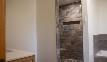 1392 Sugarloaf Rd, Amity, AR 71921