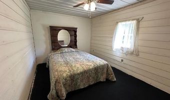 540 Rolling Oak Dr, Big Sandy, TN 38221