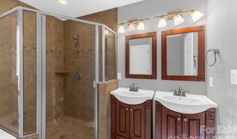 315 Glenn Bridge Rd, Arden, NC 28704