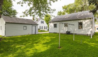 2114 N RICHMOND St, Appleton, WI 54911
