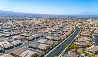 2727 Chinaberry Hill St, Laughlin, NV 89029