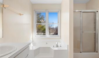 605 LOCKWOOD St, Auburn, AL 36830