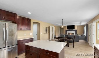 12840 Ridgedale Dr, Allendale, MI 49401
