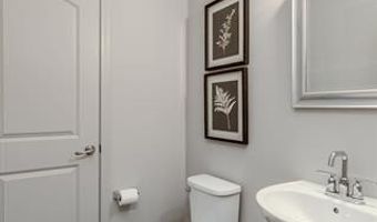 2148 Evergreen Ln, Ann Arbor, MI 48103