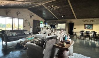 90 Mitchell Rd, Batesville, AR 72501