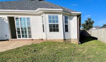 911 SW Cheyenne Dr, Bentonville, AR 72712