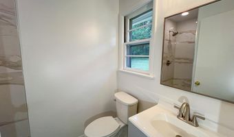 10001 WOODHILL Rd, Bethesda, MD 20817