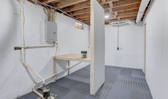 235 Meek Ave, Arkansas City, KS 67005